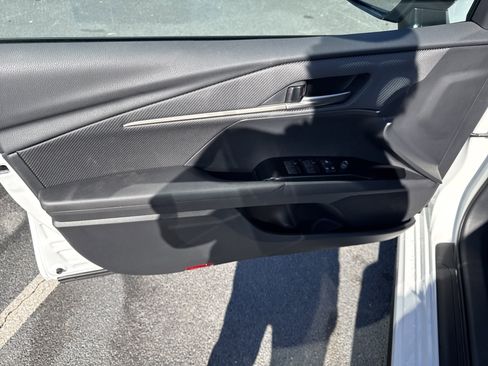 New 2026 Toyota Camry Hybrid image 22