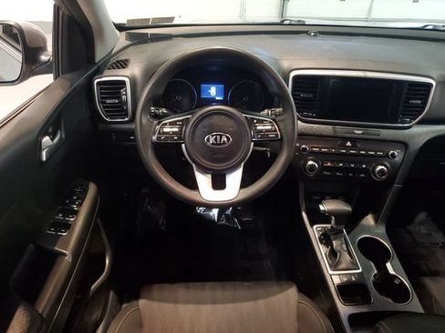 Used 2020 Kia Sportage LX AWD/4WD image 15