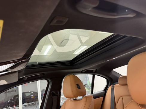 Used 2023 BMW 330i xDrive 330i xDrive w/ M Sport Package image 27