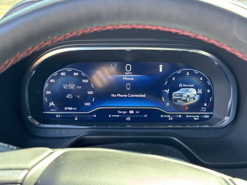 Used 2024 Chevrolet Tahoe RST w/ Luxury Package image 21