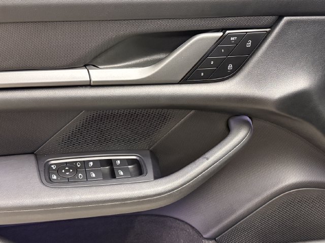 Certified 2023 Porsche Taycan 4 Cross Turismo AWD/4WD image 35