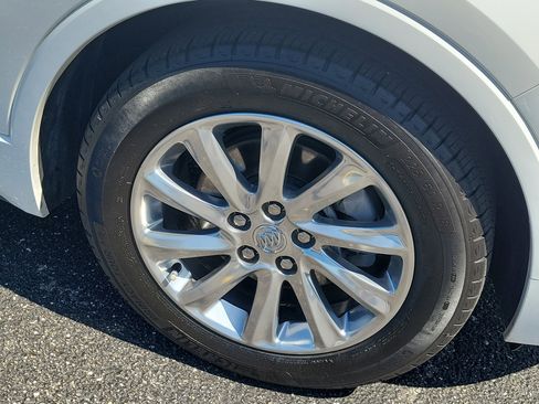 Used 2019 Buick Envision Essence FWD image 8