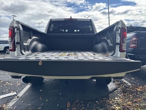 Certified 2023 RAM 1500 Big Horn image 9