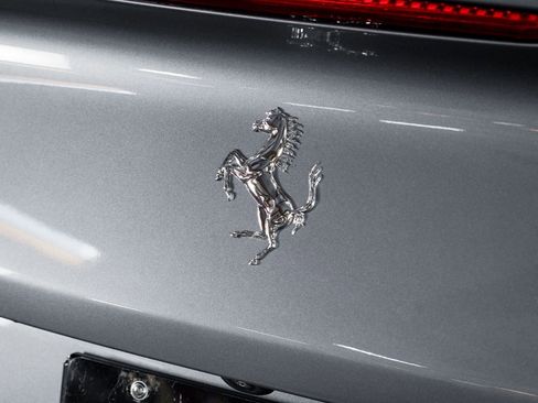 Used 2023 Ferrari 812 GTS image 23