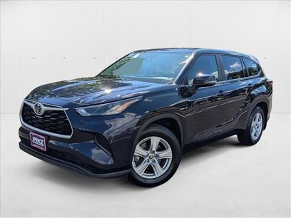 Used 2023 Toyota Highlander L