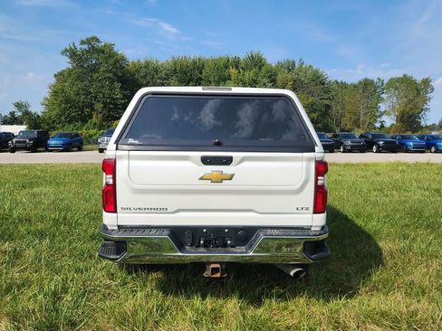 Used 2022 Chevrolet Silverado 2500 LTZ image 6