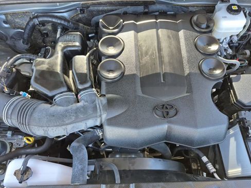 Used 2024 Toyota 4Runner SR5 image 16