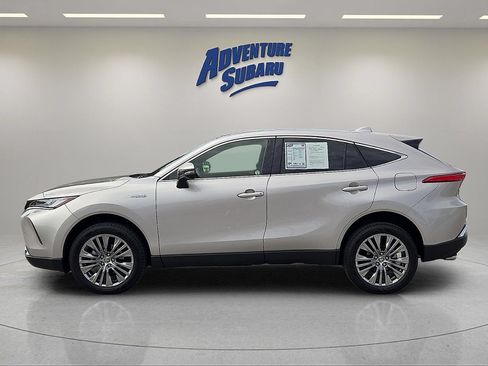 Used 2021 Toyota Venza Limited w/ Advanced Technology Package AWD/4WD image 4