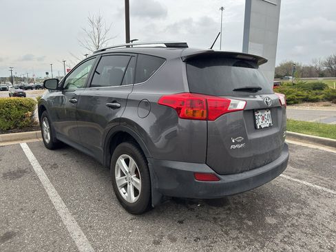 Used 2013 Toyota RAV4 XLE image 6