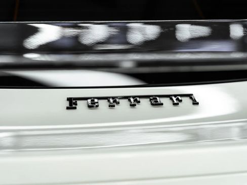 Used 2015 Ferrari F12 Berlinetta image 24