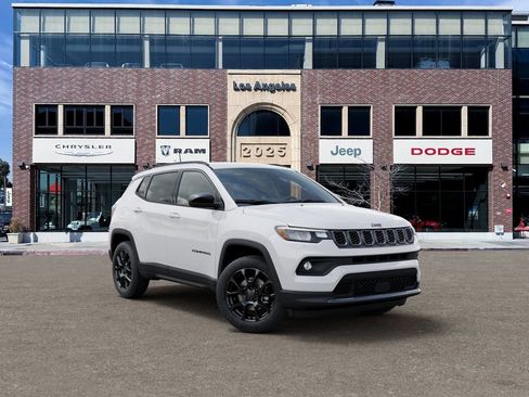New 2026 Jeep Compass Latitude AWD/4WD image 5