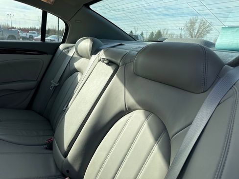 Used 2008 Buick Lucerne CXL w/ Driver Confidence Package image 22