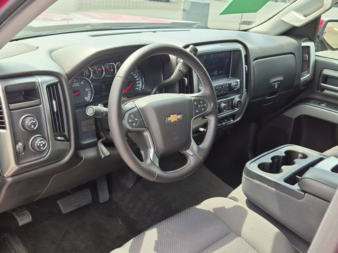 Used 2018 Chevrolet Silverado 1500 LT w/ All Star Edition AWD/4WD image 9