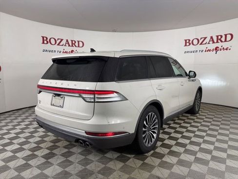 Used 2021 Lincoln Aviator Reserve w/ Equipment Group 201A image 8