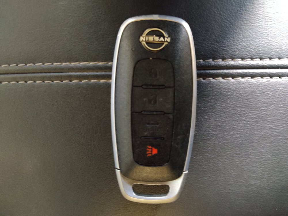 Used 2025 Nissan Sentra SV FWD image 32