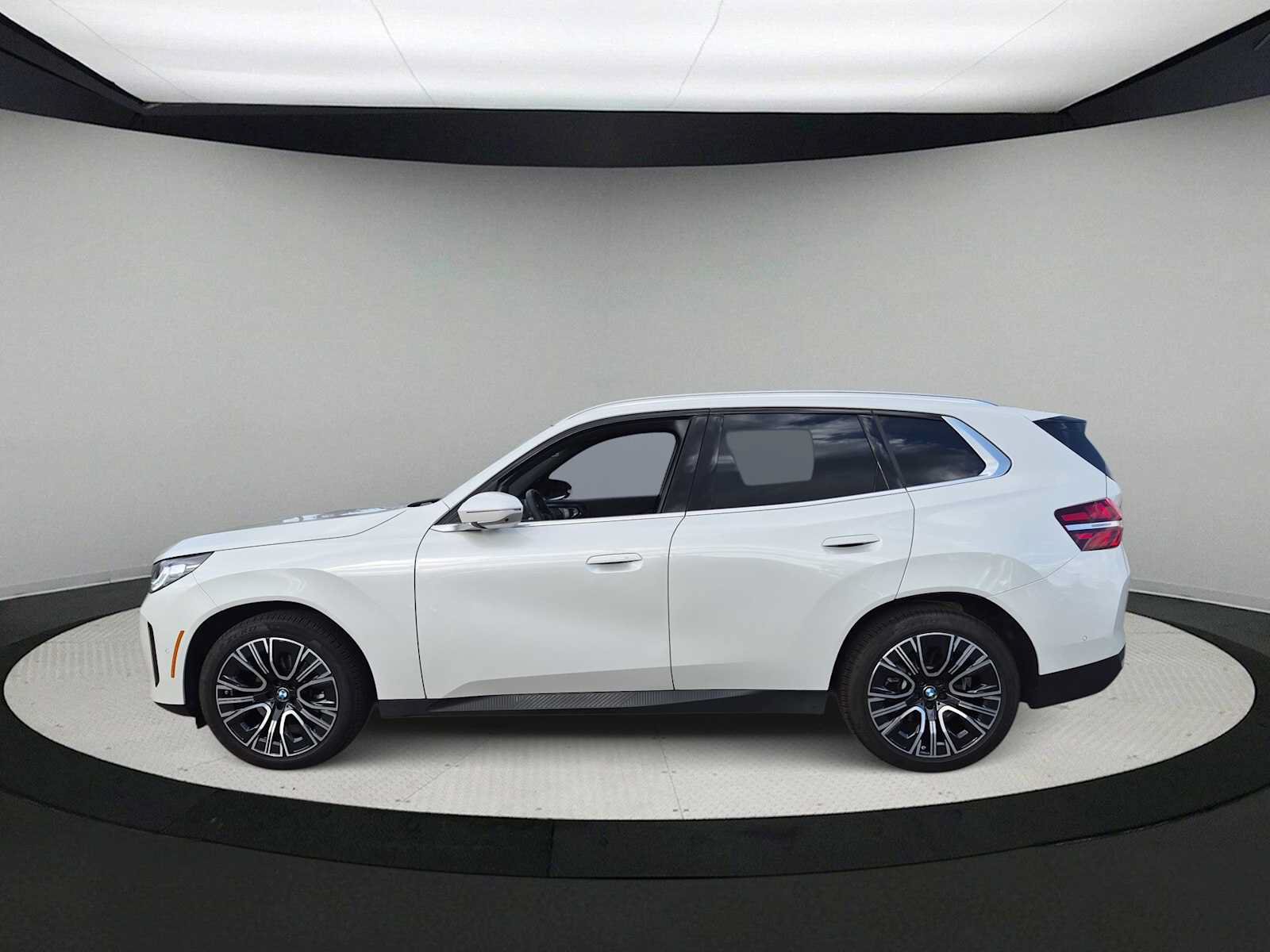 Used 2026 BMW X3 xDrive30i w/ Premium Package AWD/4WD image 5