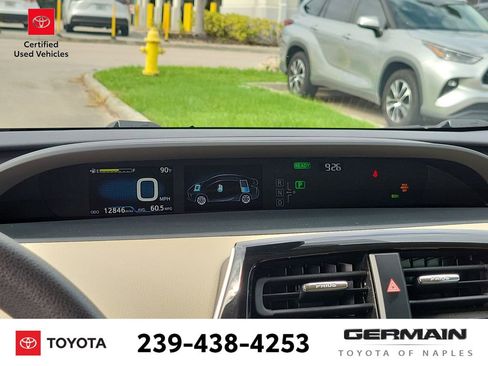 Used 2019 Toyota Prius LE FWD image 24