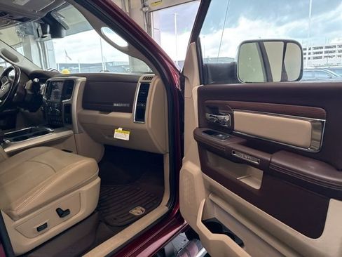 Used 2018 RAM 2500 Laramie w/ Off Road Package image 8