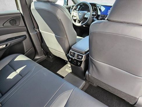 Used 2026 Lexus RX 450h AWD w/ Convenience Package image 15