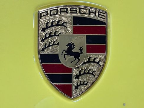 Used 2023 Porsche 911 GT3 RWD image 12
