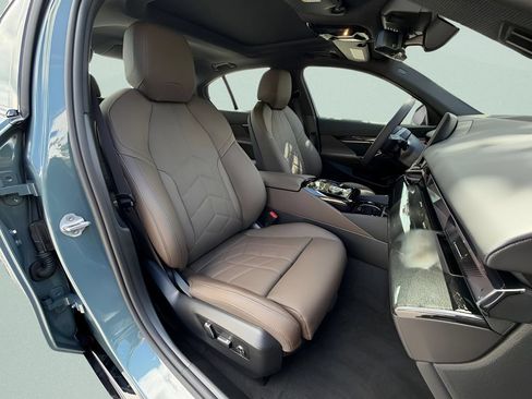 New 2027 BMW i5 eDrive40 w/ M Sport Package RWD image 25