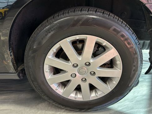 Used 2015 Chrysler Town & Country Touring image 20