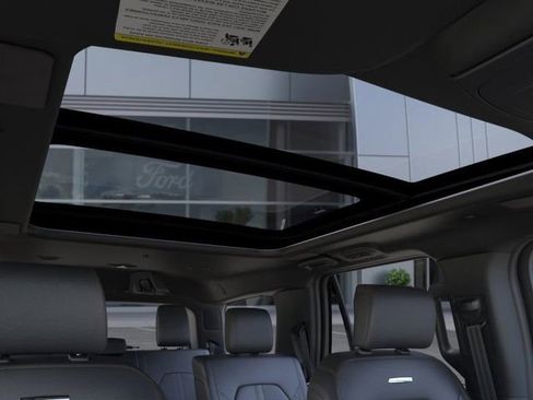 New 2024 Ford Expedition Platinum image 22