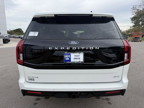 New 2025 Ford Expedition Max Active image 9