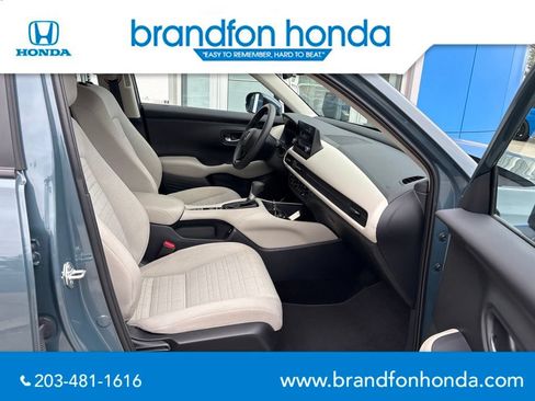 Used 2025 Honda HR-V LX image 27