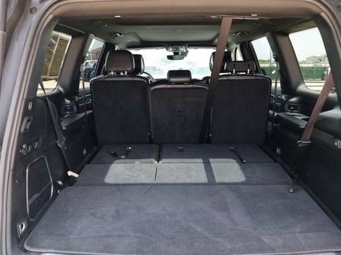 Used 2024 Jeep Wagoneer Series II AWD/4WD image 7