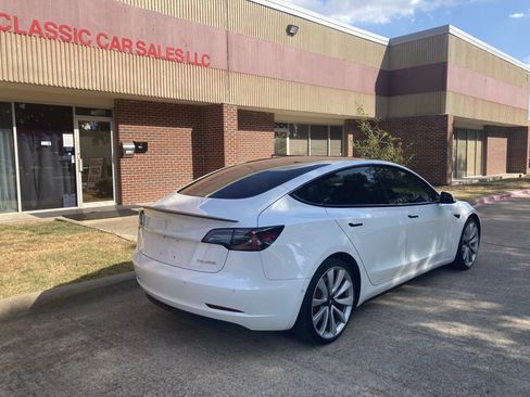 Used 2018 Tesla Model 3 Long Range AWD/4WD image 2