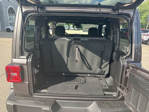 New 2025 Jeep Wrangler Rubicon AWD/4WD image 27