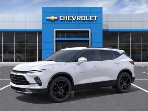 New 2026 Chevrolet Blazer LT FWD image 2
