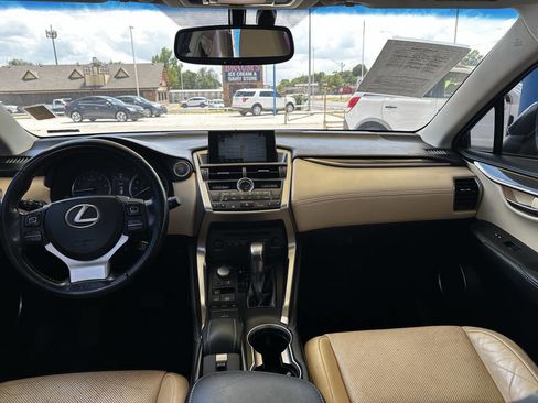 Used 2015 Lexus NX 200t FWD image 15