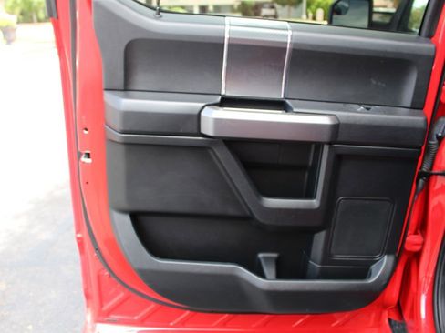 Used 2019 Ford F150 XLT w/ Equipment Group 302A Luxury image 12