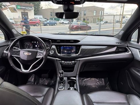 Used 2022 Cadillac XT6 Premium Luxury w/ Technology Package AWD/4WD image 27
