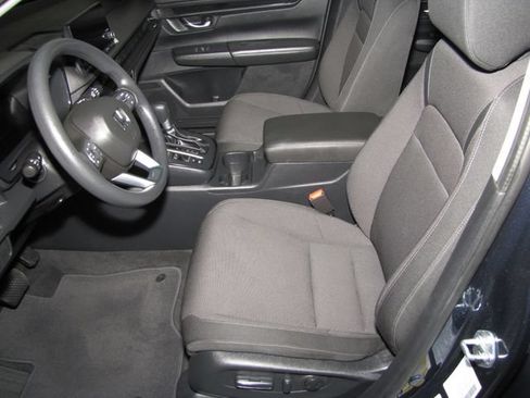Certified 2024 Honda CR-V EX image 9