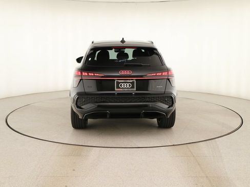 New 2026 Audi Q3 quattro 2.0T AWD/4WD image 5