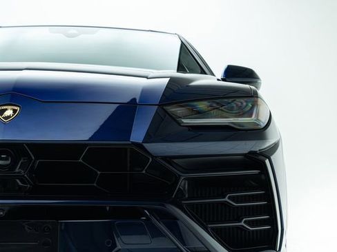 Used 2020 Lamborghini Urus image 7