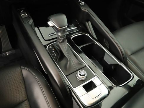 Used 2024 Kia Telluride S FWD image 25