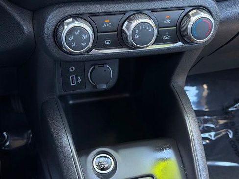 Certified 2025 Nissan Kicks Play S FWD image 27