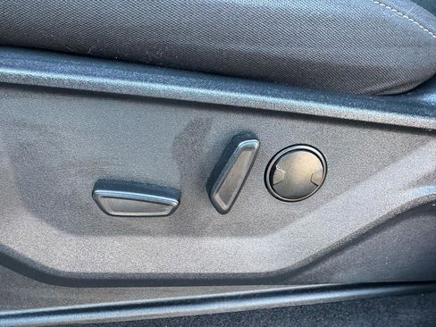 Used 2025 Ford F150 XLT w/ Equipment Group 302A MID image 13