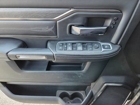 Used 2024 RAM 3500 Limited AWD/4WD image 26
