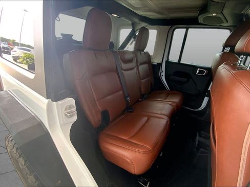 Used 2024 Jeep Wrangler Unlimited Sport AWD/4WD image 18