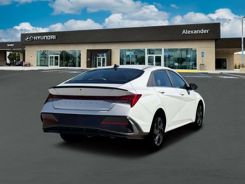 New 2026 Hyundai Elantra SEL Sport Premium w/ Cargo Package FWD image 7