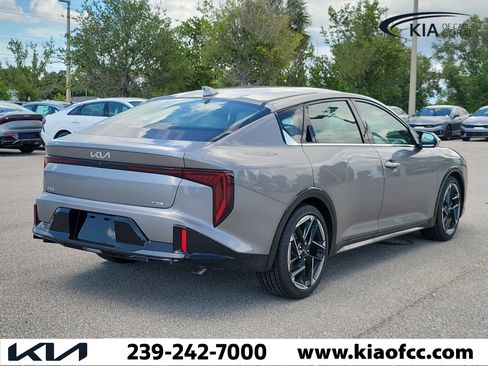 New 2026 Kia K4 GT-Line w/ GT-Line Premium Package FWD image 6