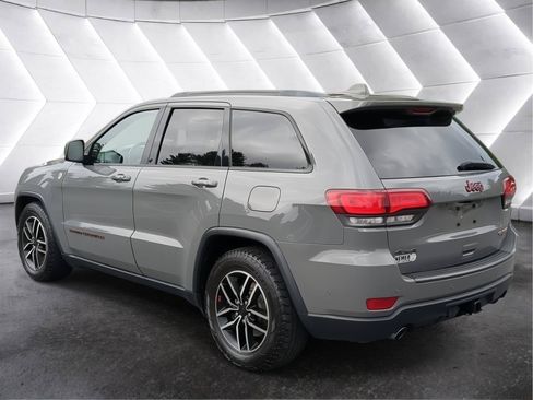 Used 2021 Jeep Grand Cherokee Trailhawk w/ Trailhawk Luxury Group AWD/4WD image 4