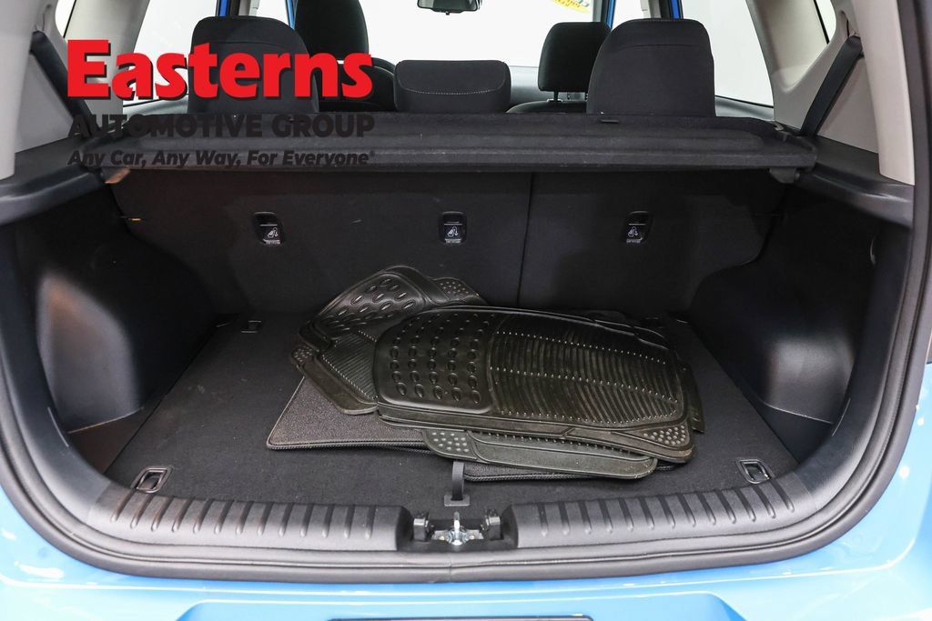 Used 2023 Kia Soul EX FWD image 11