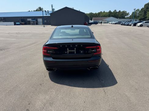 Used 2019 Volvo S60 T6 R-Design AWD/4WD image 7