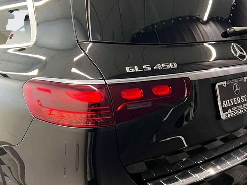 Certified 2026 Mercedes-Benz GLS 450 4MATIC image 10